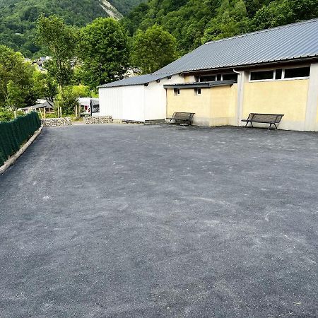 Bungalow Charmant A Cauterets Avec Vue Sur La Montagne Exteriör bild