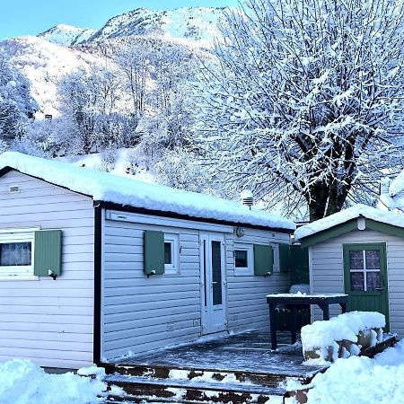 Bungalow Charmant A Cauterets Avec Vue Sur La Montagne Exteriör bild